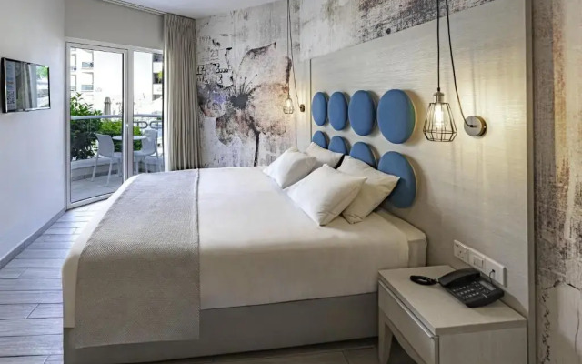 Vangelis Hotel & Suites