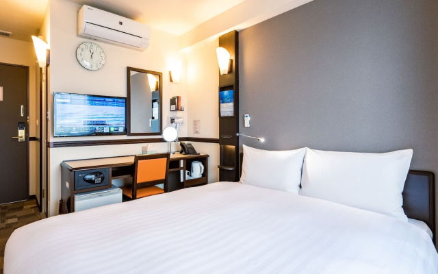Toyoko Inn Shin Osaka Higashi Mikuni Station