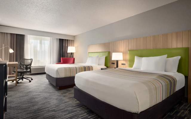 Country Inn & Suites by Radisson, Brookings, SD