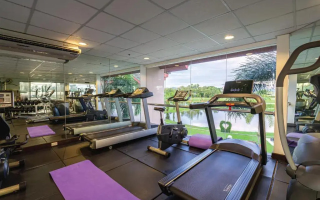 Homm Suites Laguna