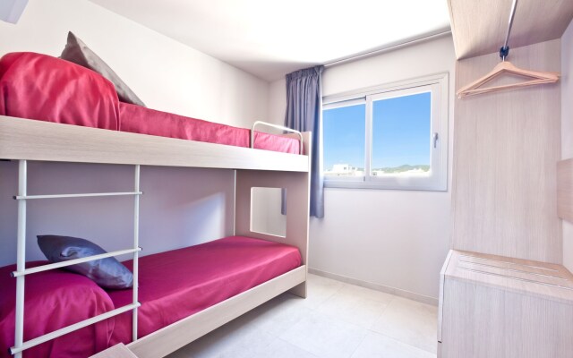 Ryans Ibiza Apartments - Adults Only