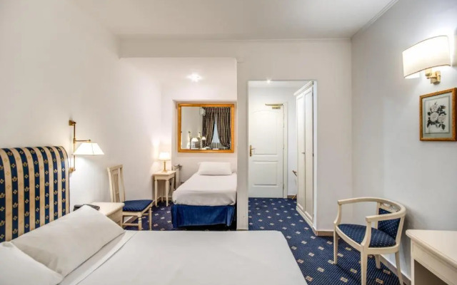 Napoleon Hotel