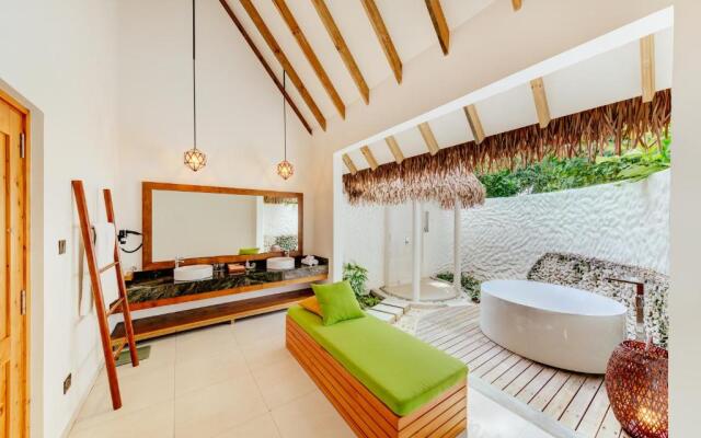 Cinnamon Dhonveli Maldives Resort