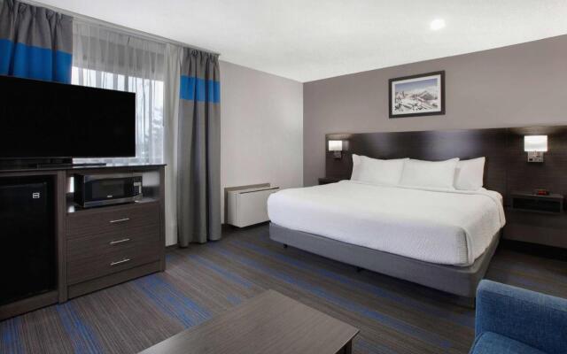 Days Inn by Wyndham Barrie