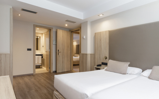 Civera Hotel