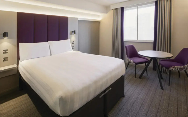 Premier Inn London Wimbledon South