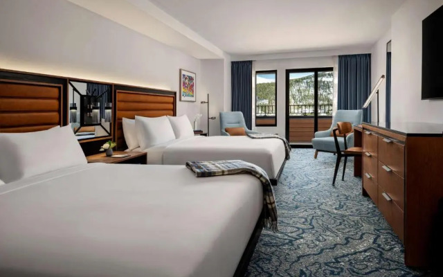 Hotel Alpenrock Breckenridge, Curio Collection by Hilton