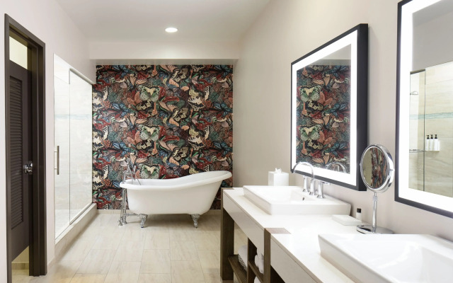 Hotel Tonnelle New Orleans, A Tribute Portfolio Hotel By Marriott