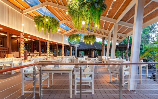 The Hotspring Beach Resort & Spa