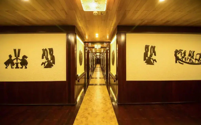 Dragon Legend Cruise