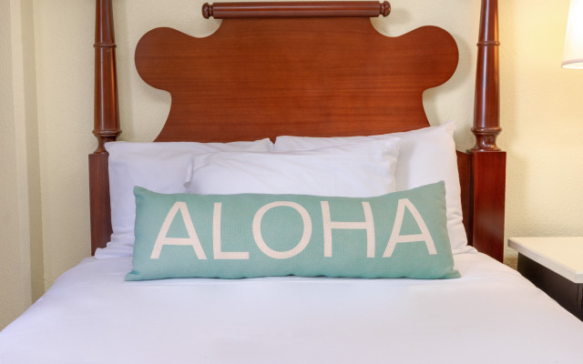 Ohia Waikiki Studio Suites