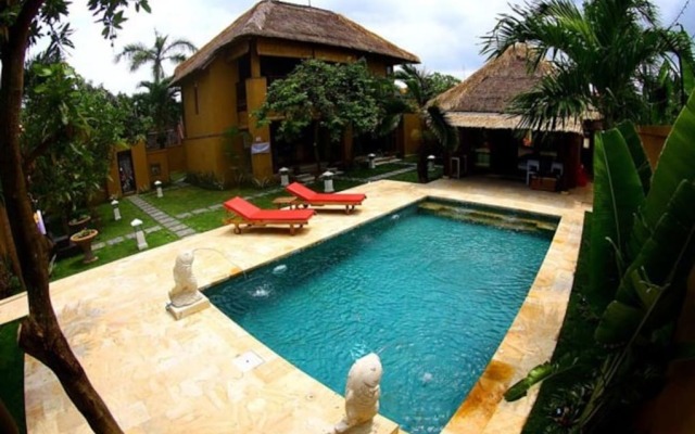 Kubu Moana Villa Sanur