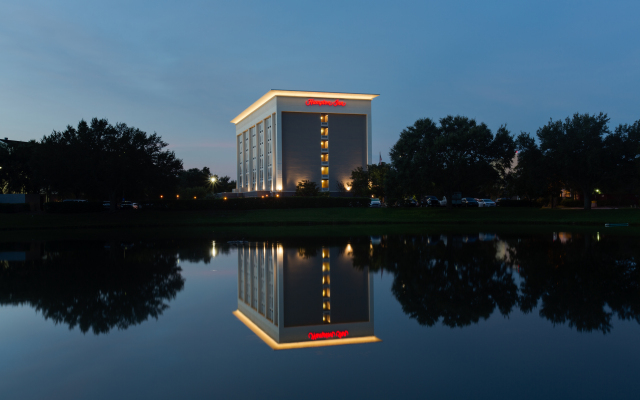 Hampton Inn Orlando-International Airport