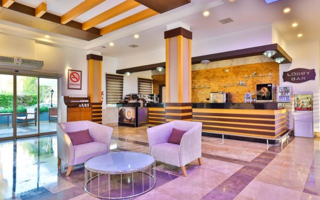 Crystal Aura Beach Resort & Spa – All Inclusive Resort