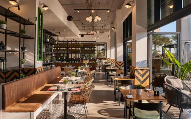 voco Dubai the Palm by IHG