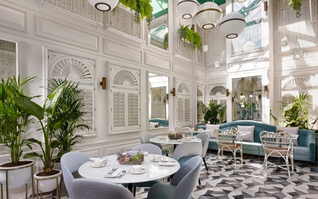 The Queens Gate Hotel