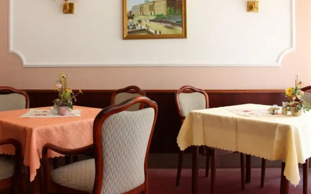 Hotel-Pension Schenk