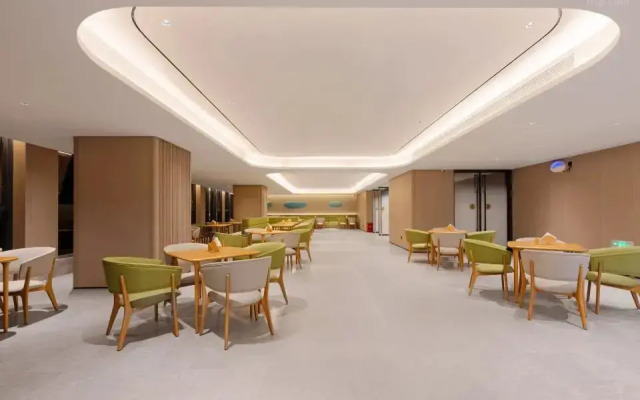 All Seasons Hotel (Chongqing Happy Valley Longhu Lijiatian Street)