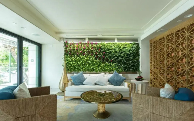 Espacio The Jewel Of Waikiki