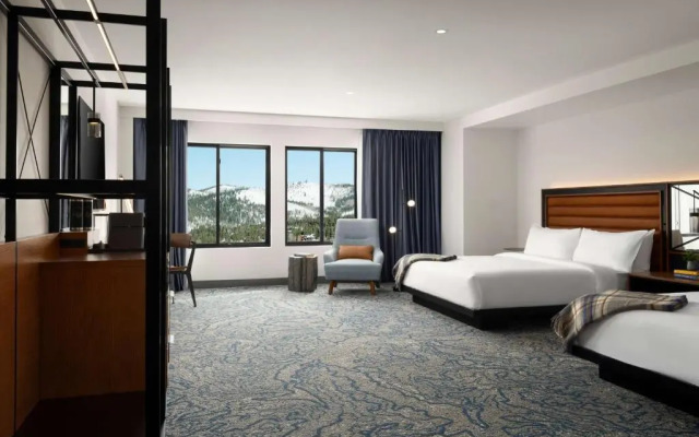 Hotel Alpenrock Breckenridge, Curio Collection by Hilton