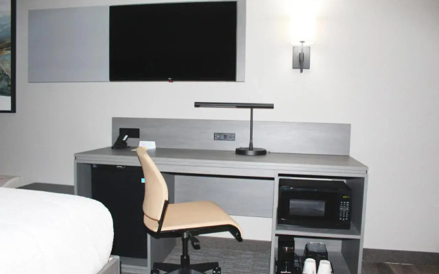 Days Inn by Wyndham Stony Plain