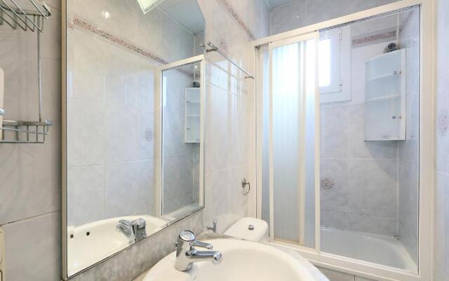 Sants-Montjuic Almeria - Two Bedroom