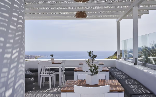 Apanemo Hotel