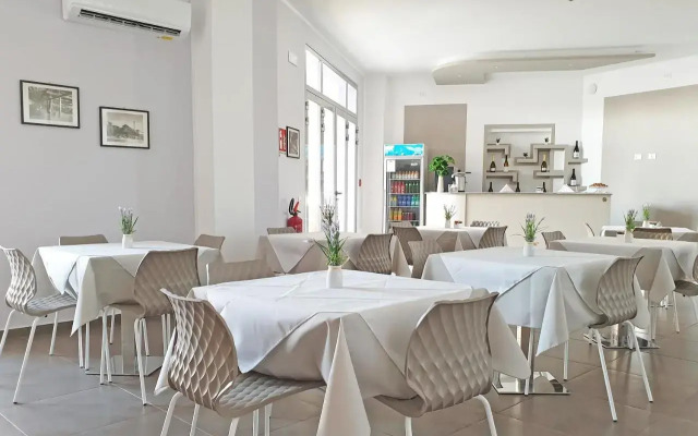 Travini Suite Hotel