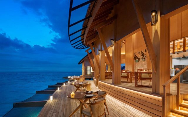 Hilton Maldives Amingiri Resort & Spa