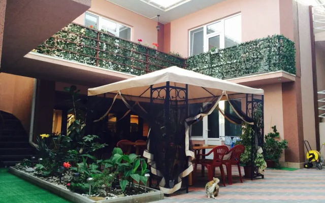 Danetta Inn