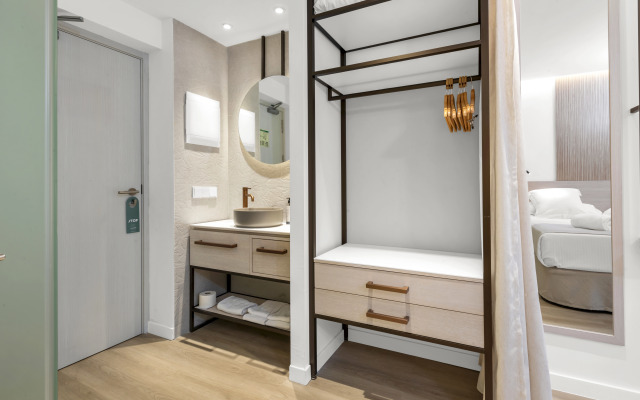 Valentin Grand Park Suite Hotel