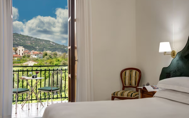 Majestic Palace Hotel