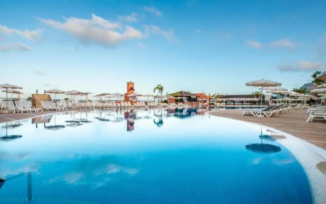 Landmar Costa los Gigantes Family Resort