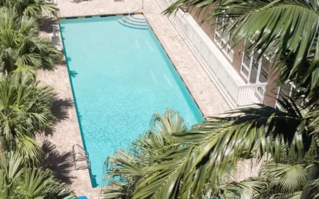 Hampton Inn by Hilton Hallandale Beach Aventura