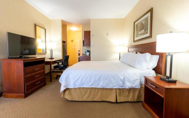 Holiday Inn Express & Suites Edmonton International Airport, an IHG Hotel