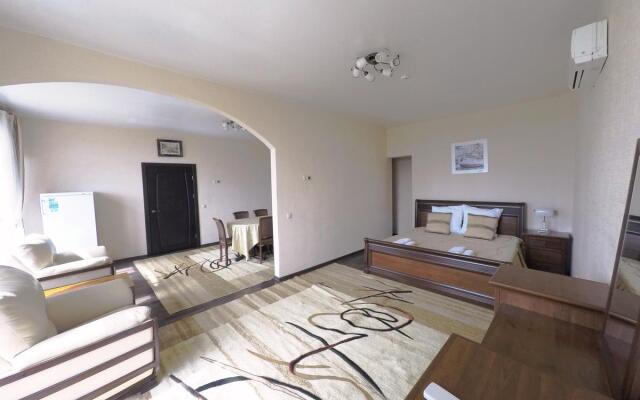 Doma Moskvyi V Suhume Hotel