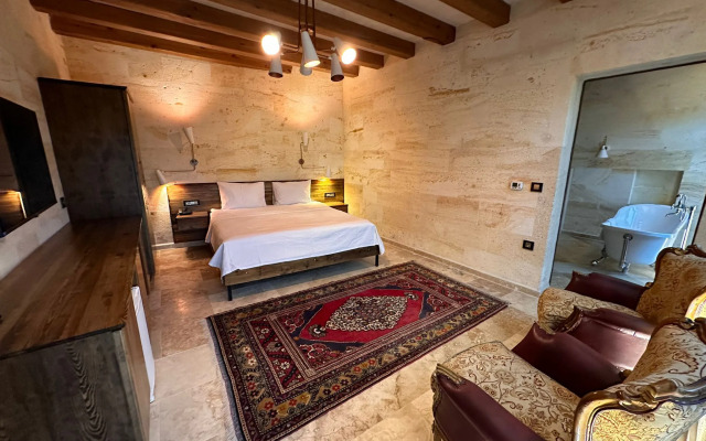 Hira Cave Hotel