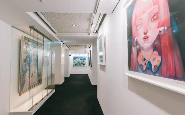 Meistay Art Gallery Hotel