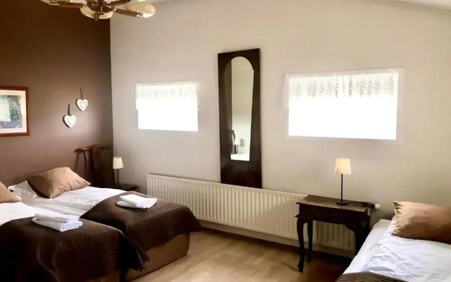 Lamb Inn Öngulsstaðir Hotel