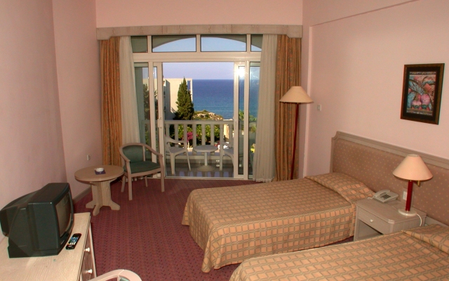 Denizkizi & Denizkizi Royal Hotel