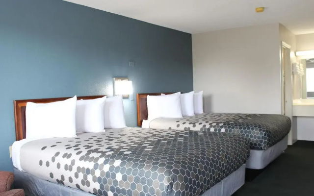 Landsford Inn