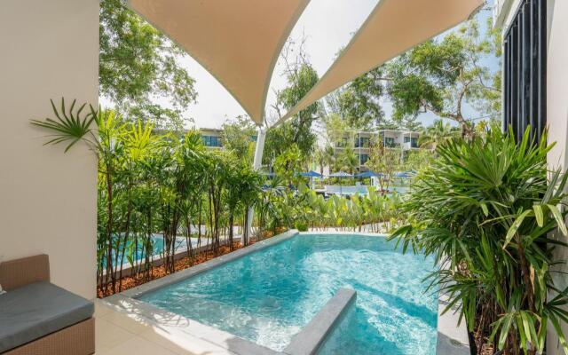 Le Méridien Phuket Mai Khao Beach Resort