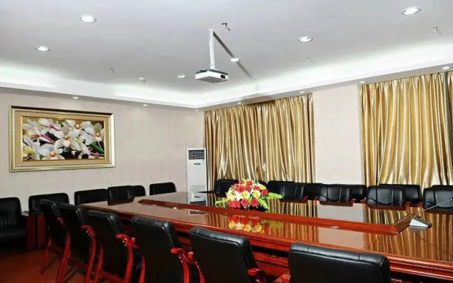 Yinhua Business Hotel (Zhuhai International Convention Center)