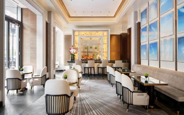 Four Seasons Hotel One Dalton Street, Boston