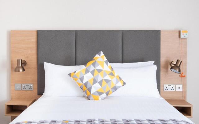 Holiday Inn Leicester by IHG