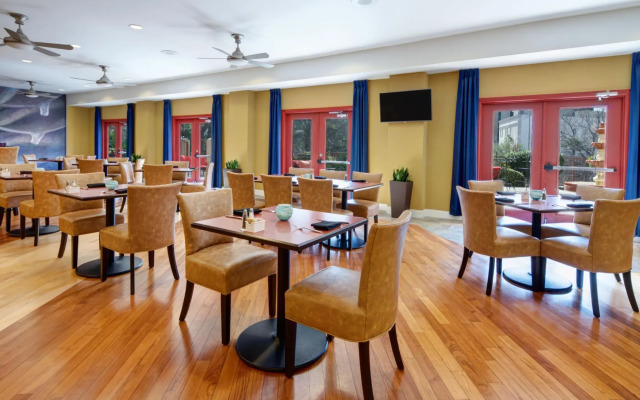 Hotel Indigo San Antonio Riverwalk by IHG