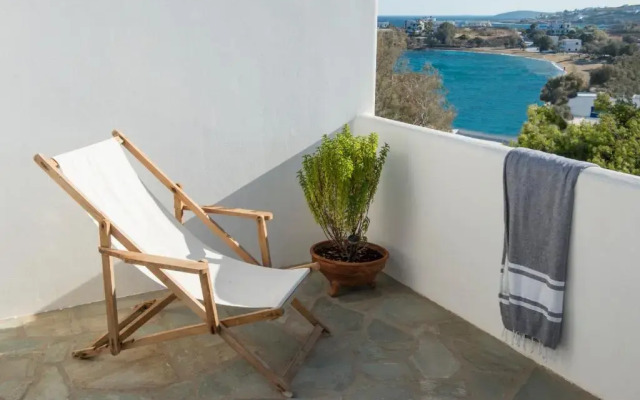 Cleopatra Seaside Homes Paros