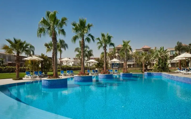 Chalet in Little Venice Golf Resort