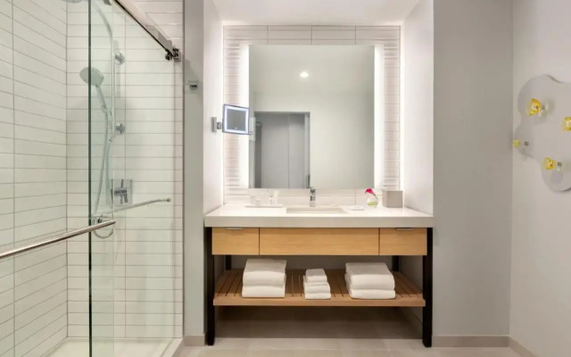 The Viv Hotel, Anaheim, a Tribute Portfolio Hotel