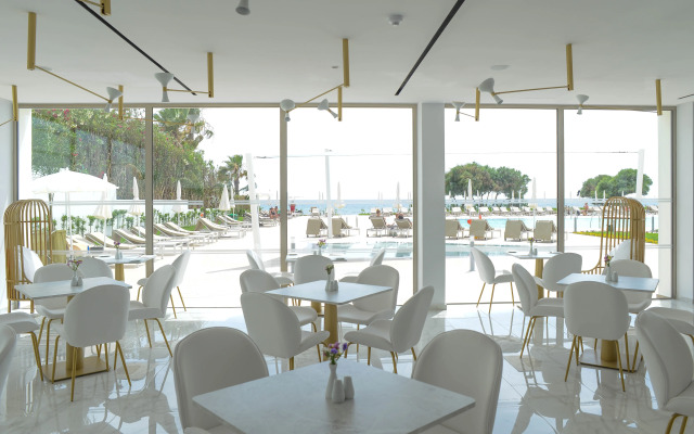 Ivi Mare - Designed for adults by Louis Hotels